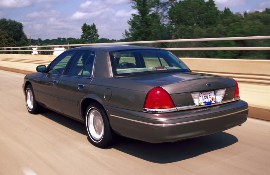  Ford Crown Victoria 1998 года  (фото 158 из 161)